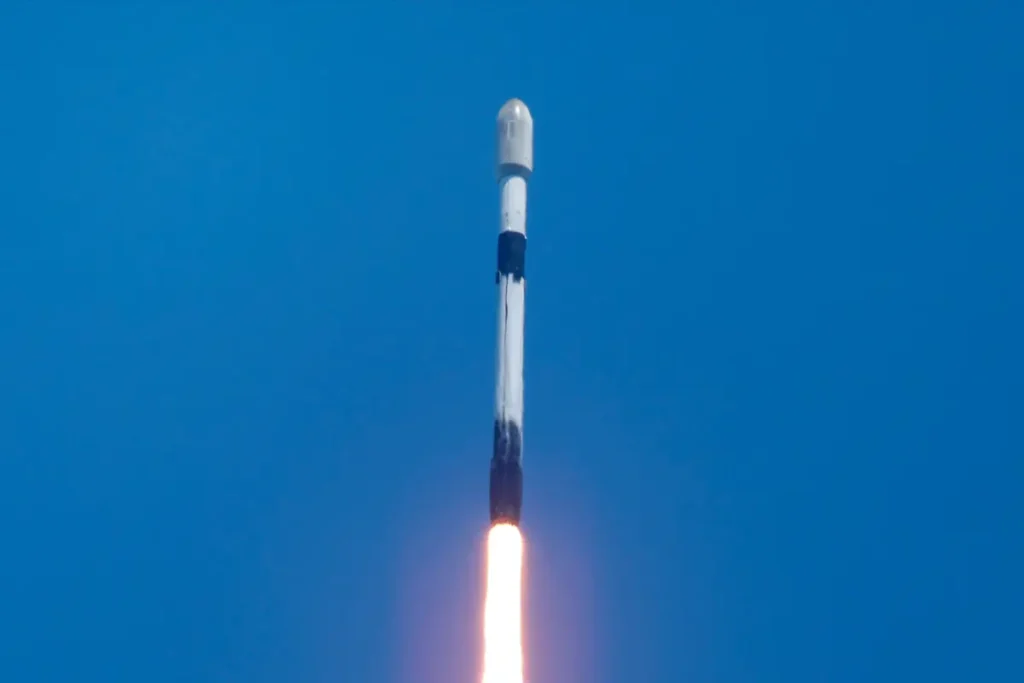 SpaceX Falcon 9 Booster Lands After Record 32nd Flight Falcon 9 booster 32nd flight record