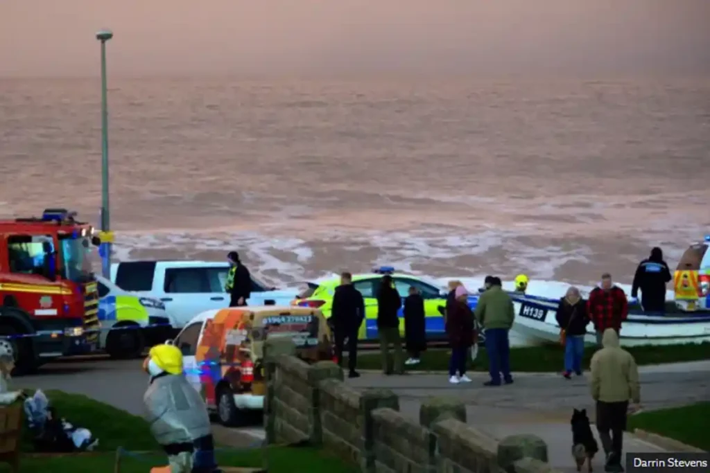 Withernsea coast search rescue deaths