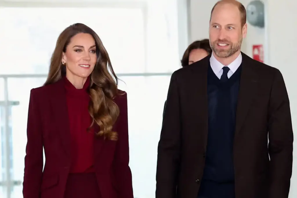 Who is Liza Ravenscroft?